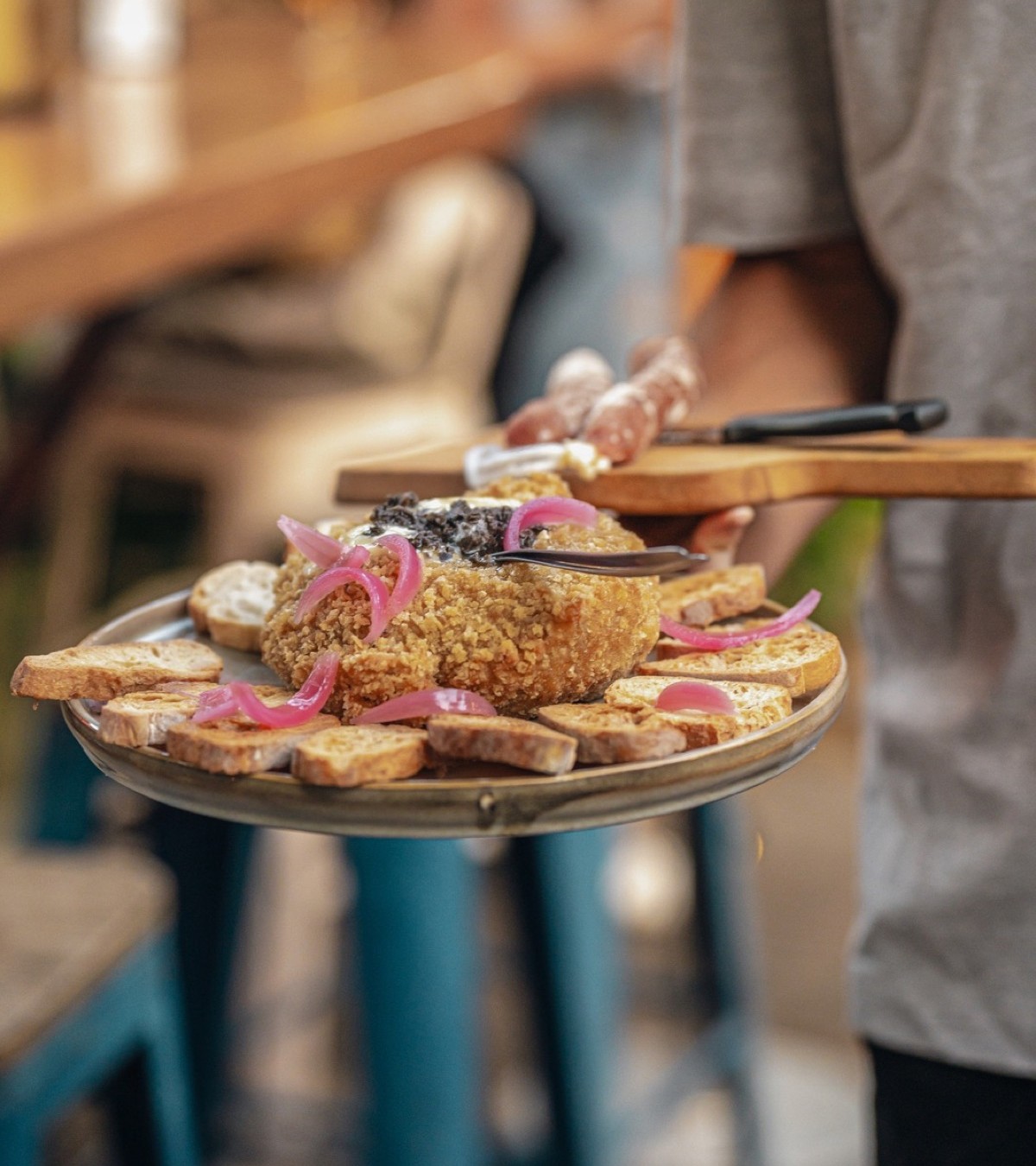 Plateau de tapas servi au Lavoir